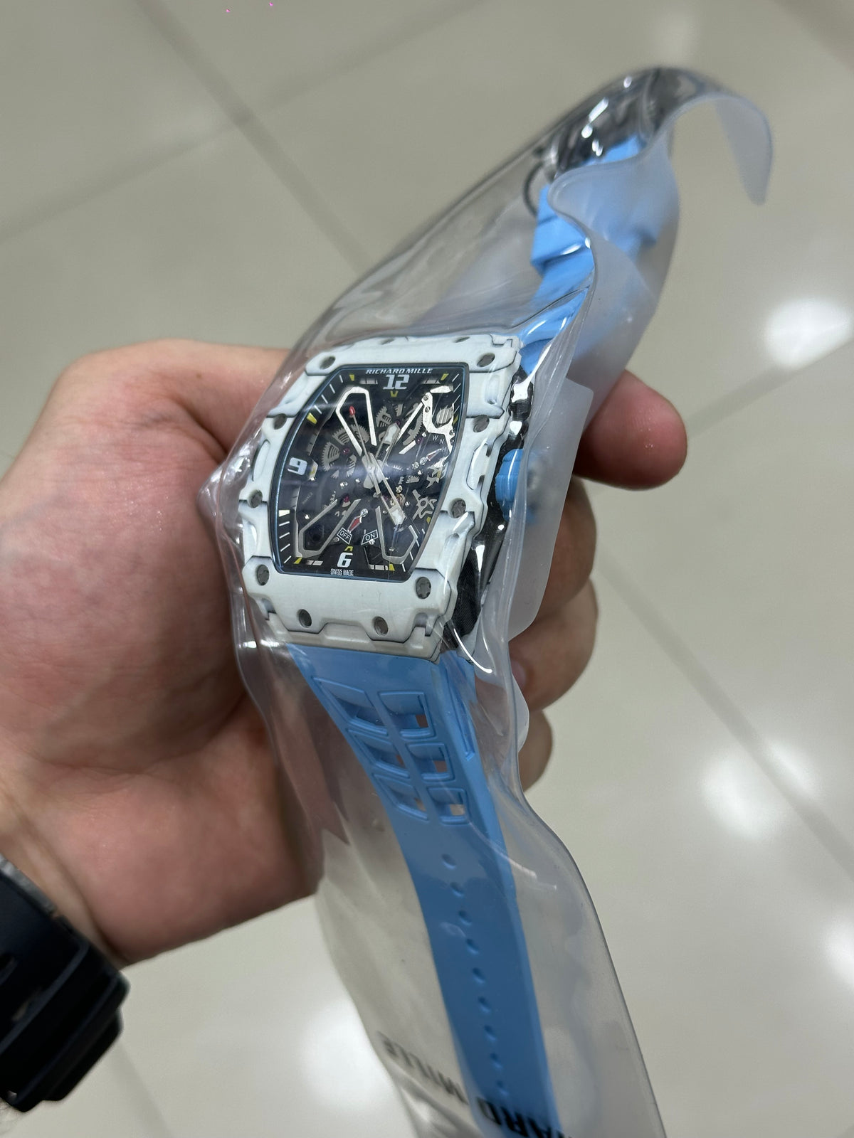 RM 35-03 Rafael Nadal — shown with its presentation box