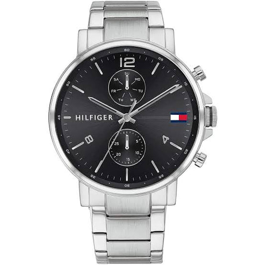 Tommy Hilfiger Daniel — front view of the dial and case