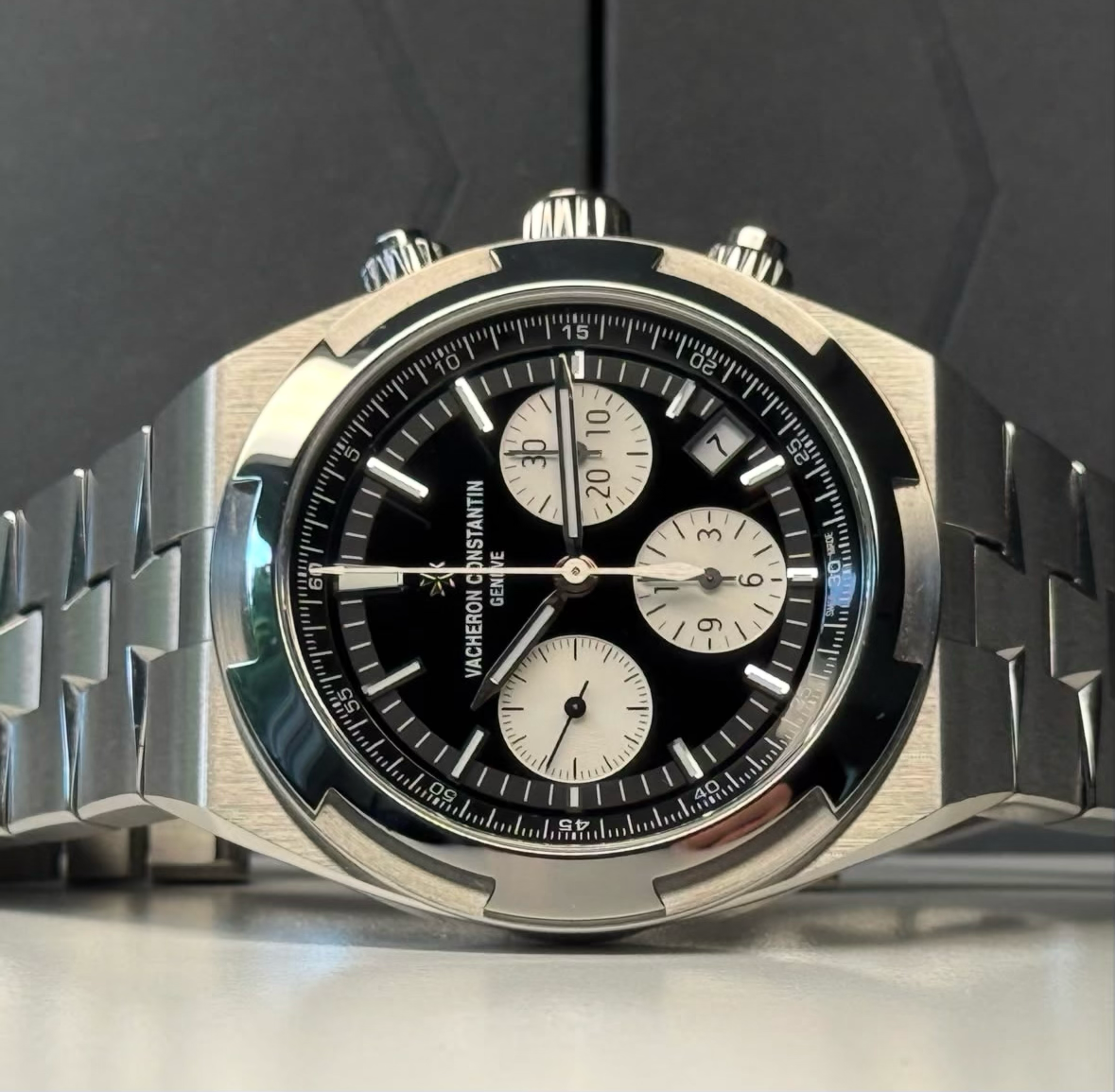 Vacheron Constantin - overseas chronograph