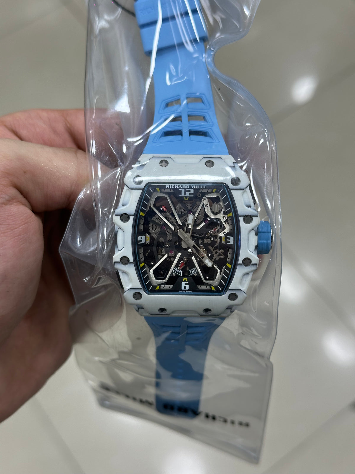 RM 35-03 Rafael Nadal — held in hand, showing size