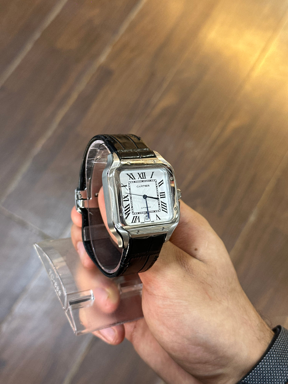 Santos, silver dial — case profile and crown