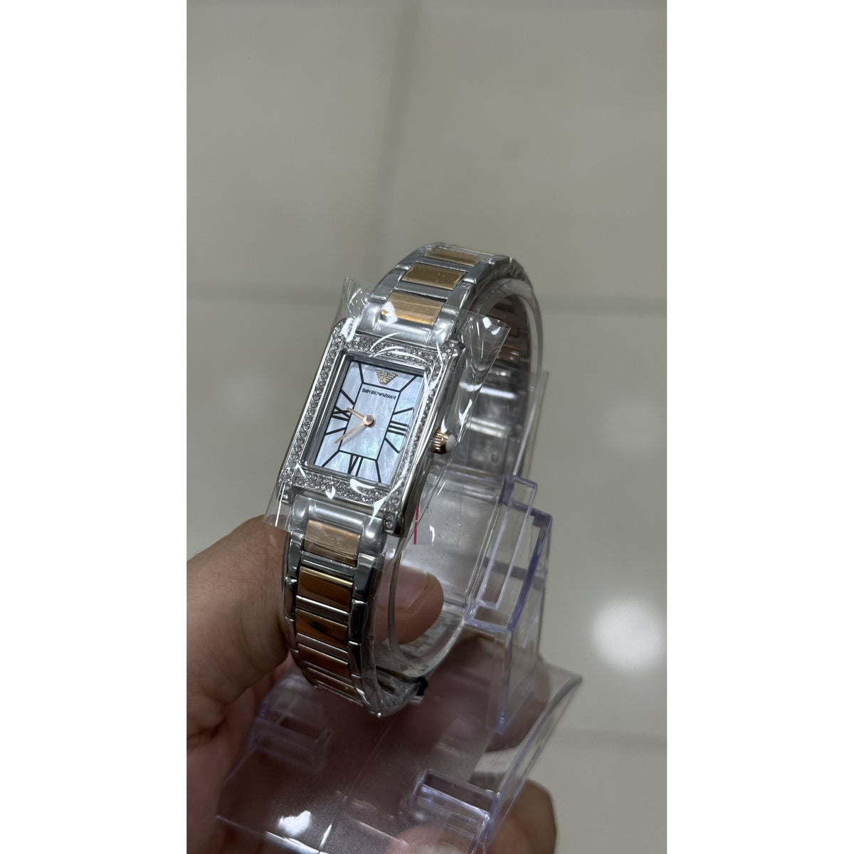 Real photo of the AR11626 - crystal-set frame close-up